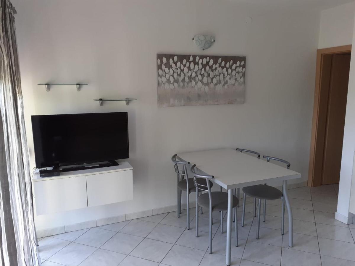 Apartment Melani プーラ エクステリア 写真