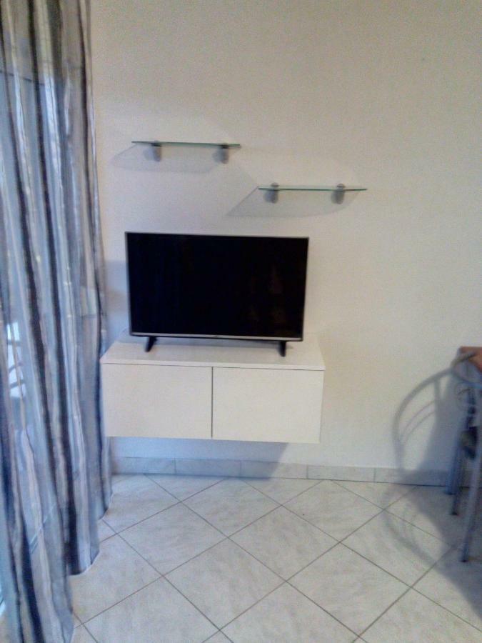 Apartment Melani プーラ エクステリア 写真