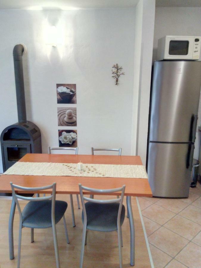 Apartment Melani プーラ エクステリア 写真
