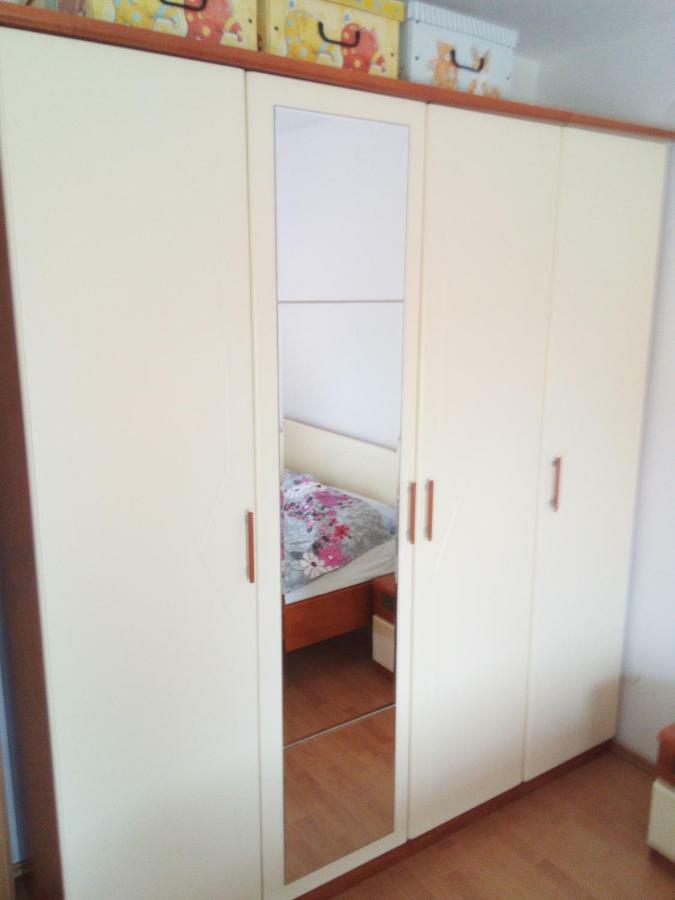 Apartment Melani プーラ エクステリア 写真